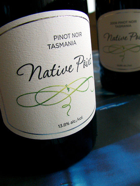 Native Point 2010 Pinot Noir